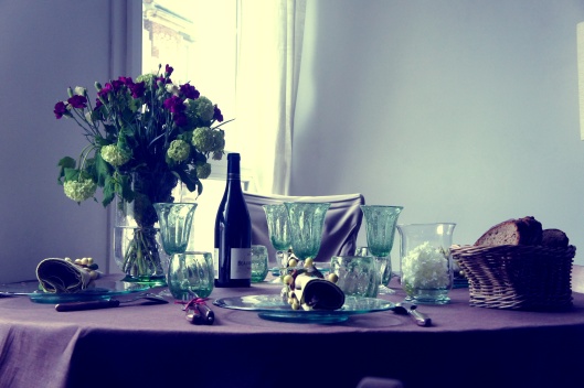 Le repas est presque prêt, le vin s'invite à table...